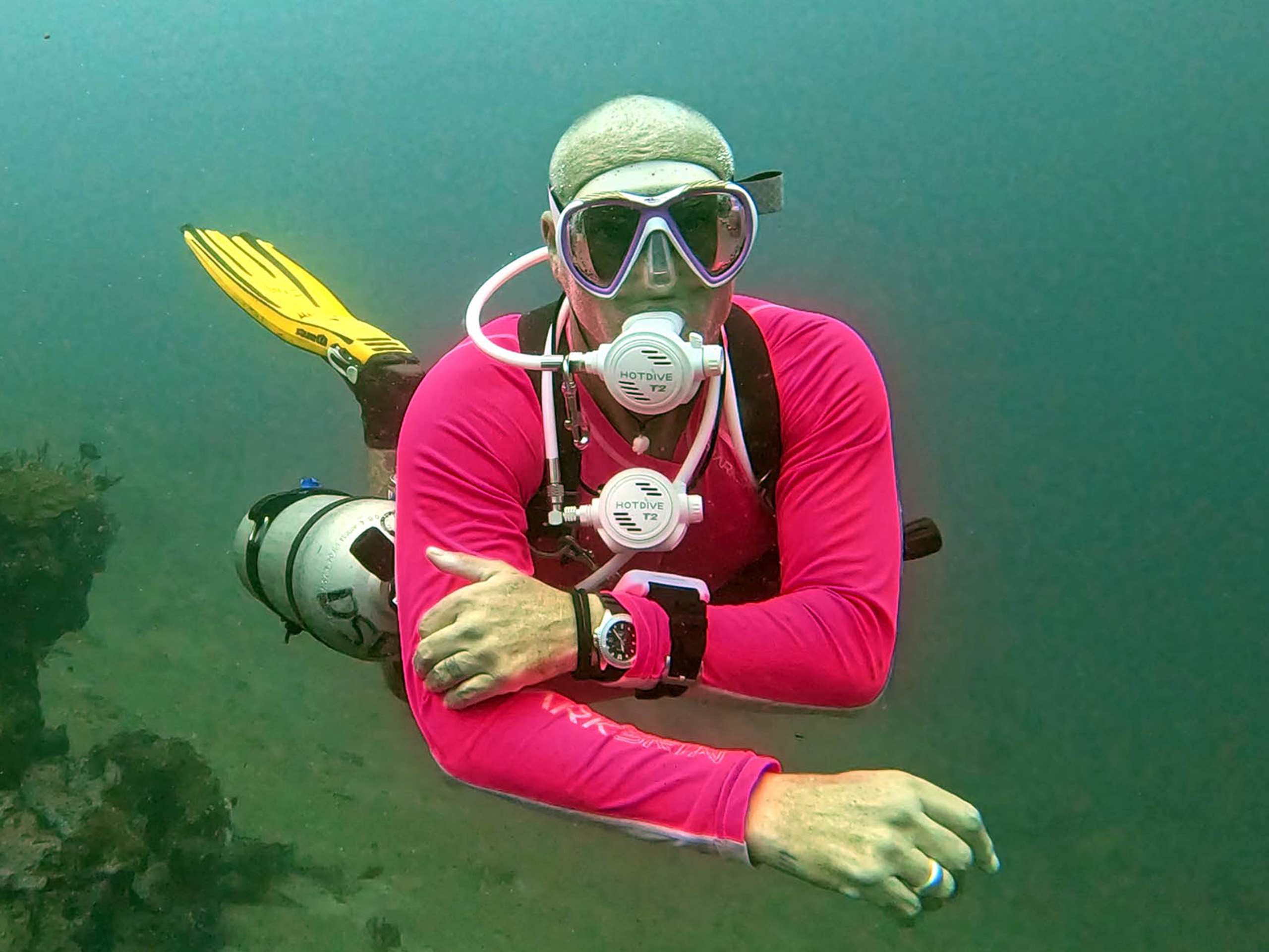 Dive deeper with confidence in Bali’s reef and wall environments during the PADI Tec 40 course at Bali Diversity.