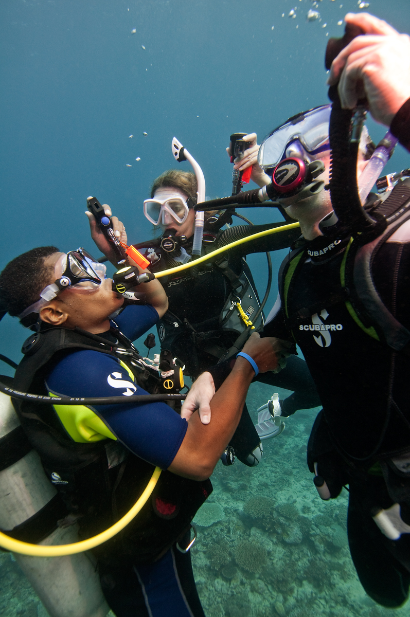 Developing leadership in real diving conditions ensures confident and capable future instructors.