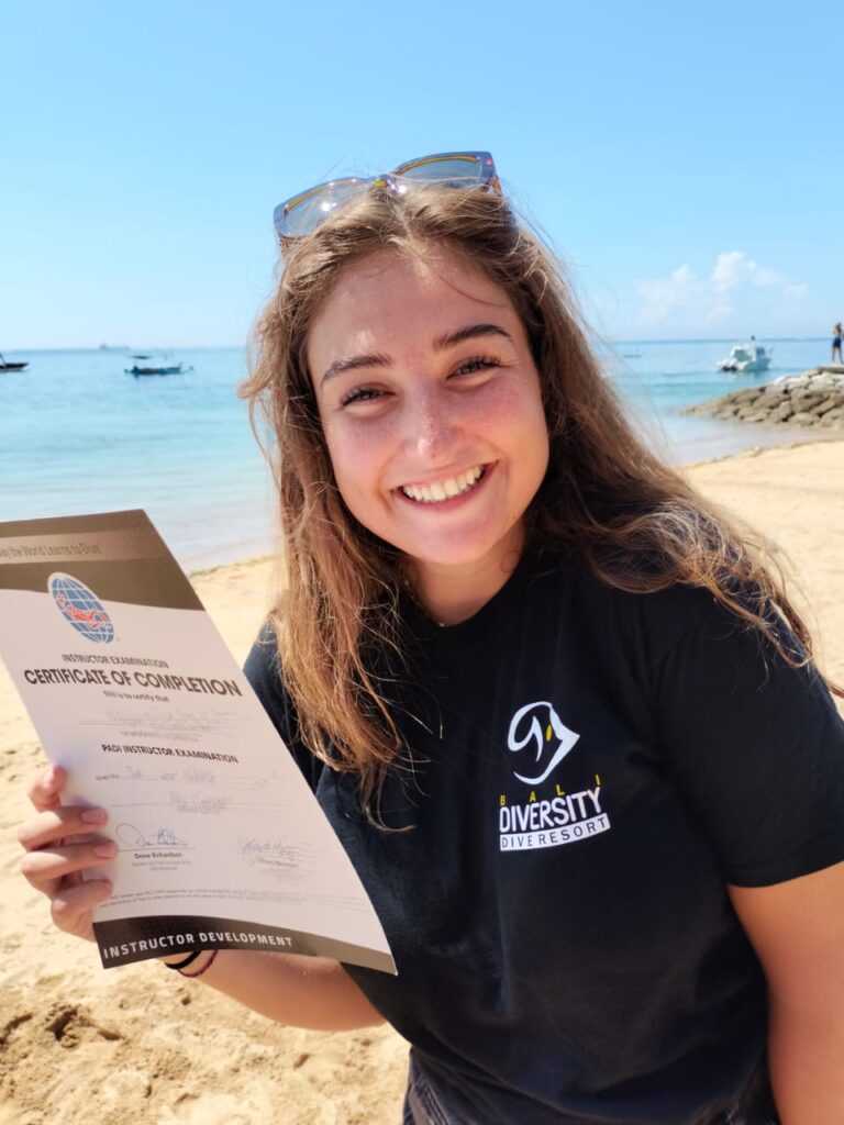 PADI IDC Candidates successful at the Instructor Exam with Bali Diiversity